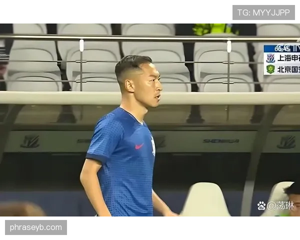 武汉三镇近期战绩波动明显教练组面临舆论压力